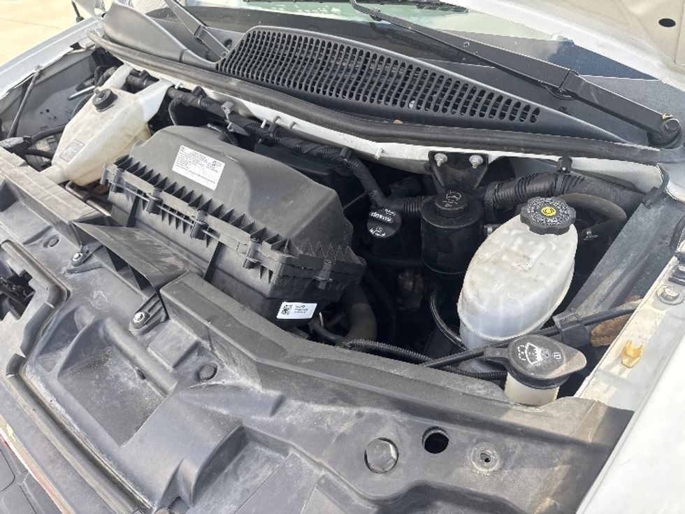 Light Duty Box Truck-Light and Medium Duty Trucks-GMC-2021-Savana G33903-Denton-TX-92,113\n\t\tmiles-$ 30,250 - Image 24