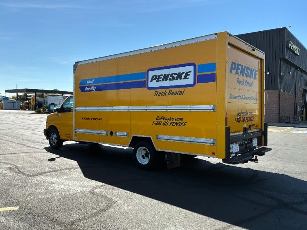 Light Duty Box Truck-Light and Medium Duty Trucks-GMC-2021-Savana G33903-Denver-CO-107,042\n\t\tmiles-$ 23,000 - Image 6