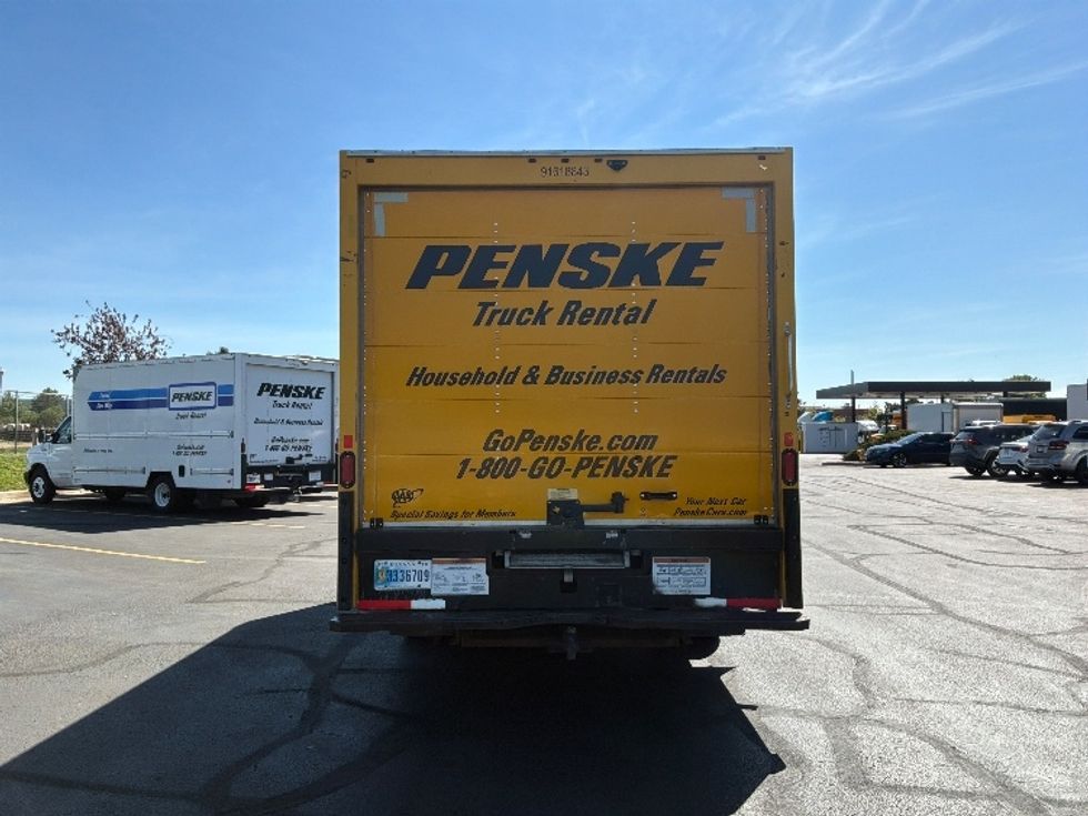 Light Duty Box Truck-Light and Medium Duty Trucks-GMC-2021-Savana G33903-Denver-CO-107,042\n\t\tmiles-$ 23,000 - Image 7