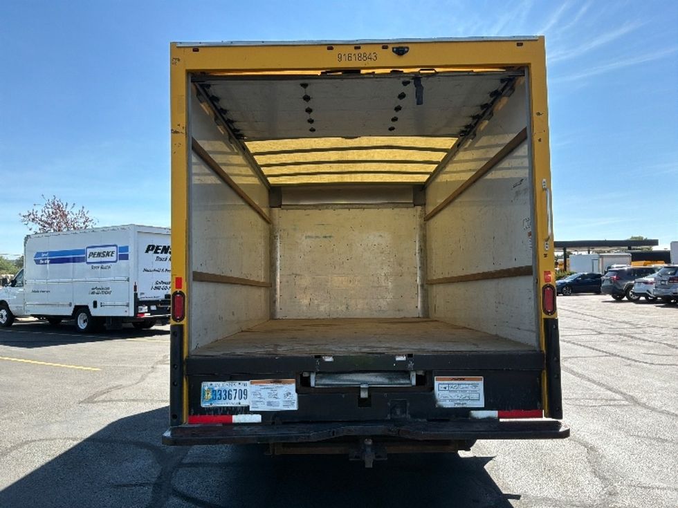 Light Duty Box Truck-Light and Medium Duty Trucks-GMC-2021-Savana G33903-Denver-CO-107,042\n\t\tmiles-$ 23,000 - Image 8
