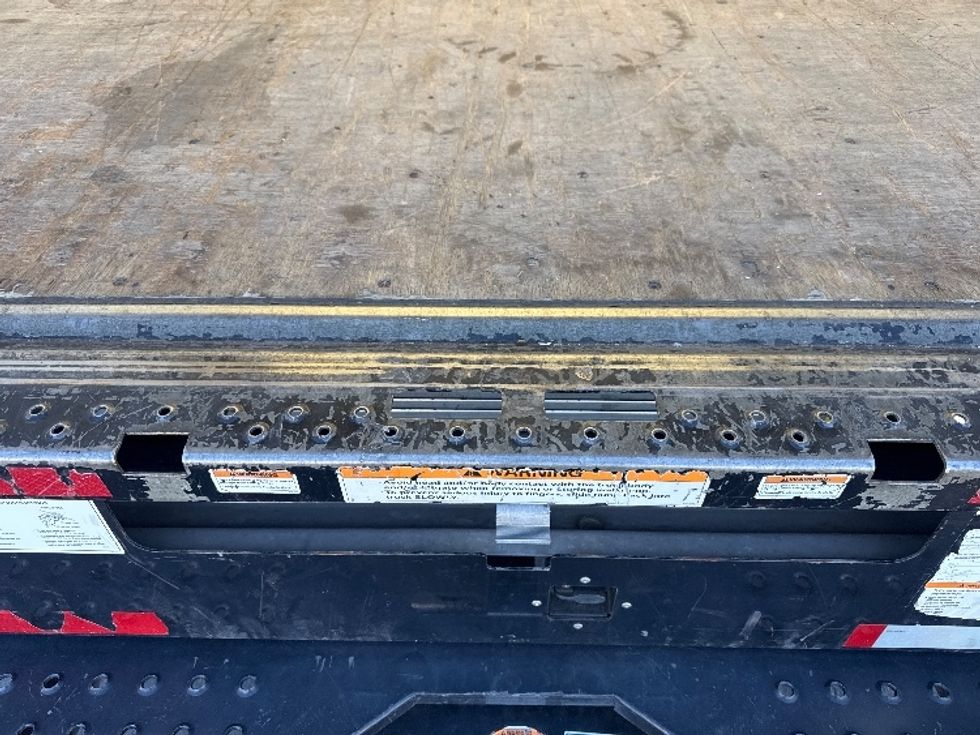 Light Duty Box Truck-Light and Medium Duty Trucks-GMC-2021-Savana G33903-Denver-CO-73,867\n\t\tmiles-$ 34,250 - Image 10