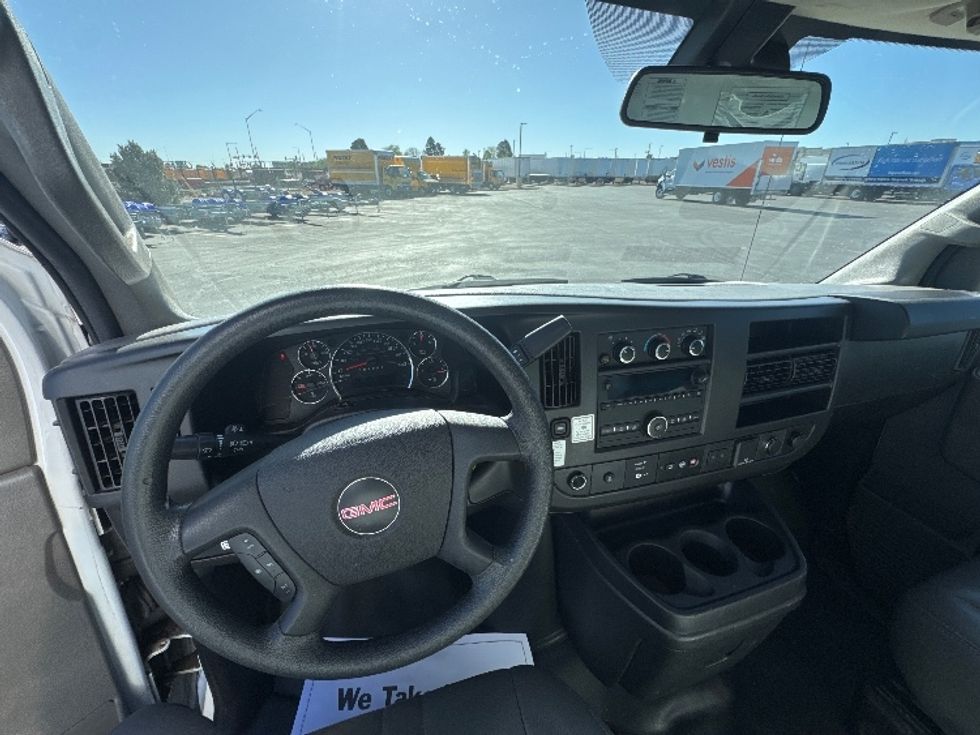 Light Duty Box Truck-Light and Medium Duty Trucks-GMC-2021-Savana G33903-Denver-CO-73,867\n\t\tmiles-$ 34,250 - Image 18