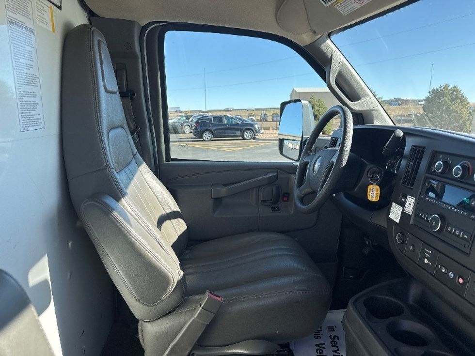 Light Duty Box Truck-Light and Medium Duty Trucks-GMC-2021-Savana G33903-Denver-CO-73,867\n\t\tmiles-$ 34,250 - Image 22
