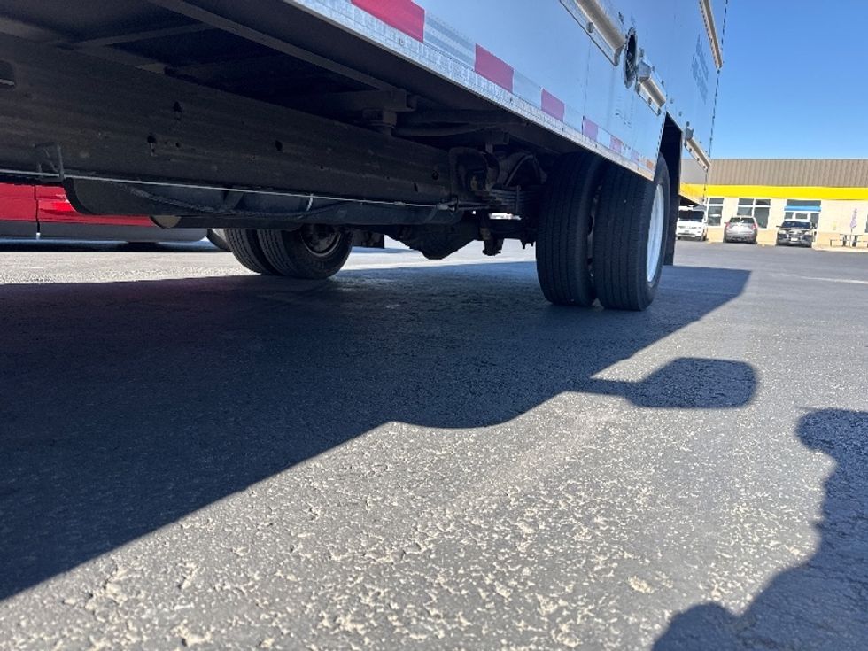 Light Duty Box Truck-Light and Medium Duty Trucks-GMC-2021-Savana G33903-Denver-CO-73,867\n\t\tmiles-$ 34,250 - Image 5