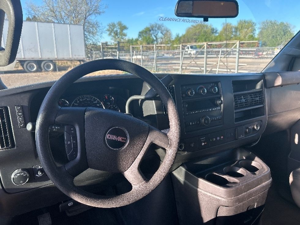 Light Duty Box Truck-Light and Medium Duty Trucks-GMC-2021-Savana G33903-Denver-CO-80,889\n\t\tmiles-$ 28,500 - Image 16