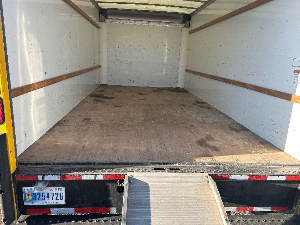 Light Duty Box Truck-Light and Medium Duty Trucks-GMC-2021-Savana G33903-Denver-CO-80,889\n\t\tmiles-$ 28,500 - Image 9