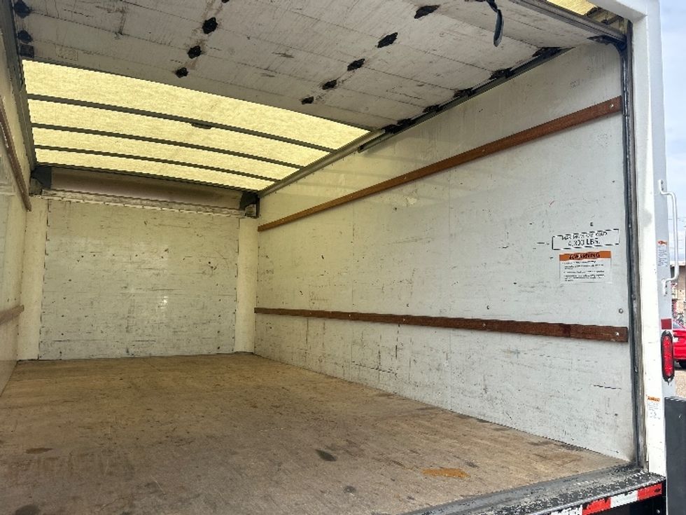 Light Duty Box Truck-Light and Medium Duty Trucks-GMC-2021-Savana G33903-Denver-CO-93,986\n\t\tmiles-$ 29,500 - Image 11