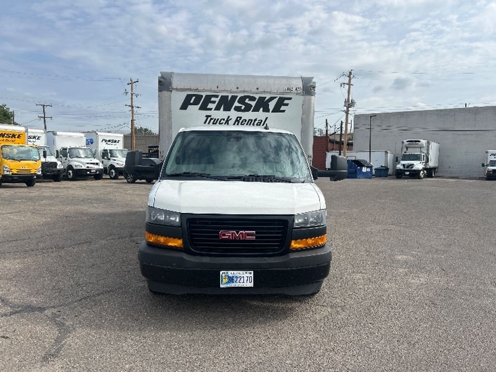 Light Duty Box Truck-Light and Medium Duty Trucks-GMC-2021-Savana G33903-Denver-CO-93,986\n\t\tmiles-$ 29,500 - Image 2