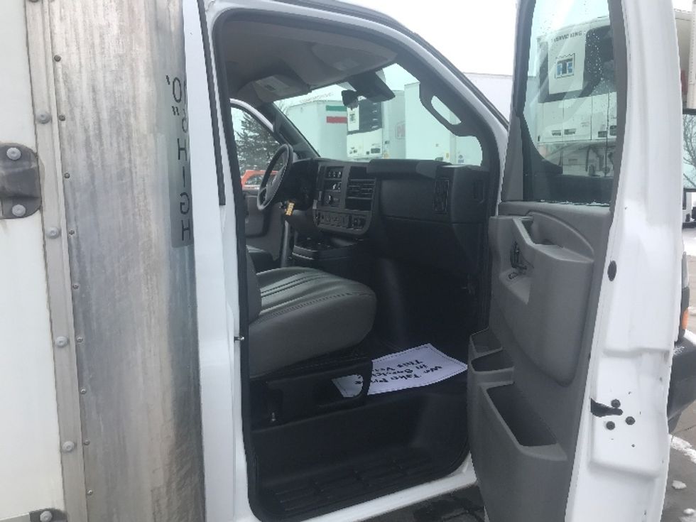 Light Duty Box Truck-Light and Medium Duty Trucks-GMC-2021-Savana G33903-Des Moines-IA-104,958\n\t\tmiles-$ 28,750 - Image 18
