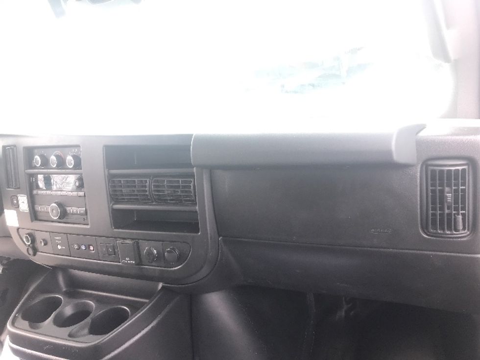 Light Duty Box Truck-Light and Medium Duty Trucks-GMC-2021-Savana G33903-Des Moines-IA-104,958\n\t\tmiles-$ 28,750 - Image 19