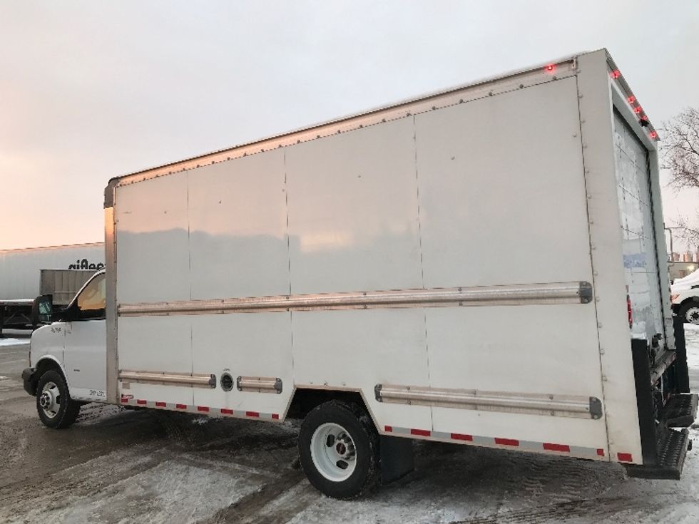 Light Duty Box Truck-Light and Medium Duty Trucks-GMC-2021-Savana G33903-Des Moines-IA-104,958\n\t\tmiles-$ 28,750 - Image 5
