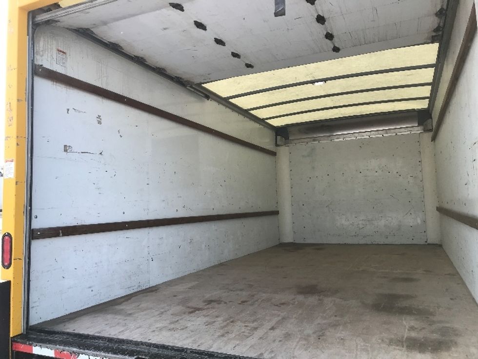 Light Duty Box Truck-Light and Medium Duty Trucks-GMC-2021-Savana G33903-Des Moines-IA-88,370\n\t\tmiles-$ 27,500 - Image 11