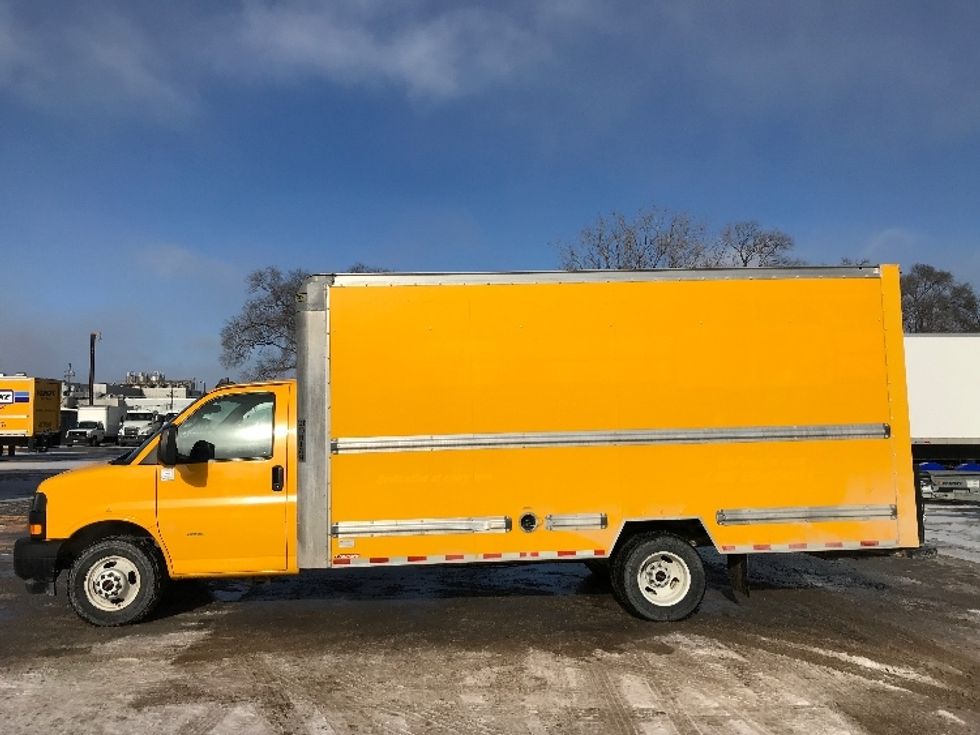 Light Duty Box Truck-Light and Medium Duty Trucks-GMC-2021-Savana G33903-Des Moines-IA-88,370\n\t\tmiles-$ 27,500 - Image 4