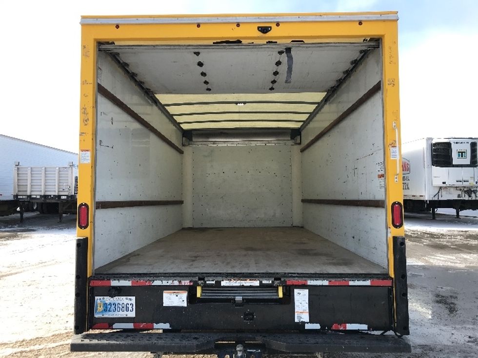 Light Duty Box Truck-Light and Medium Duty Trucks-GMC-2021-Savana G33903-Des Moines-IA-88,370\n\t\tmiles-$ 27,500 - Image 8