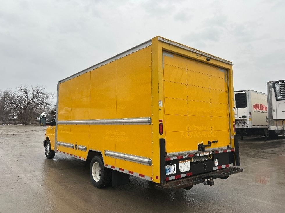 Light Duty Box Truck-Light and Medium Duty Trucks-GMC-2021-Savana G33903-Des Moines-IA-91,326\n\t\tmiles-$ 27,250 - Image 5