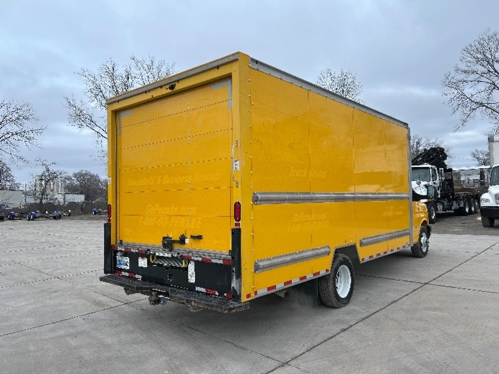 Light Duty Box Truck-Light and Medium Duty Trucks-GMC-2021-Savana G33903-Des Moines-IA-94,437\n\t\tmiles-$ 26,750 - Image 13
