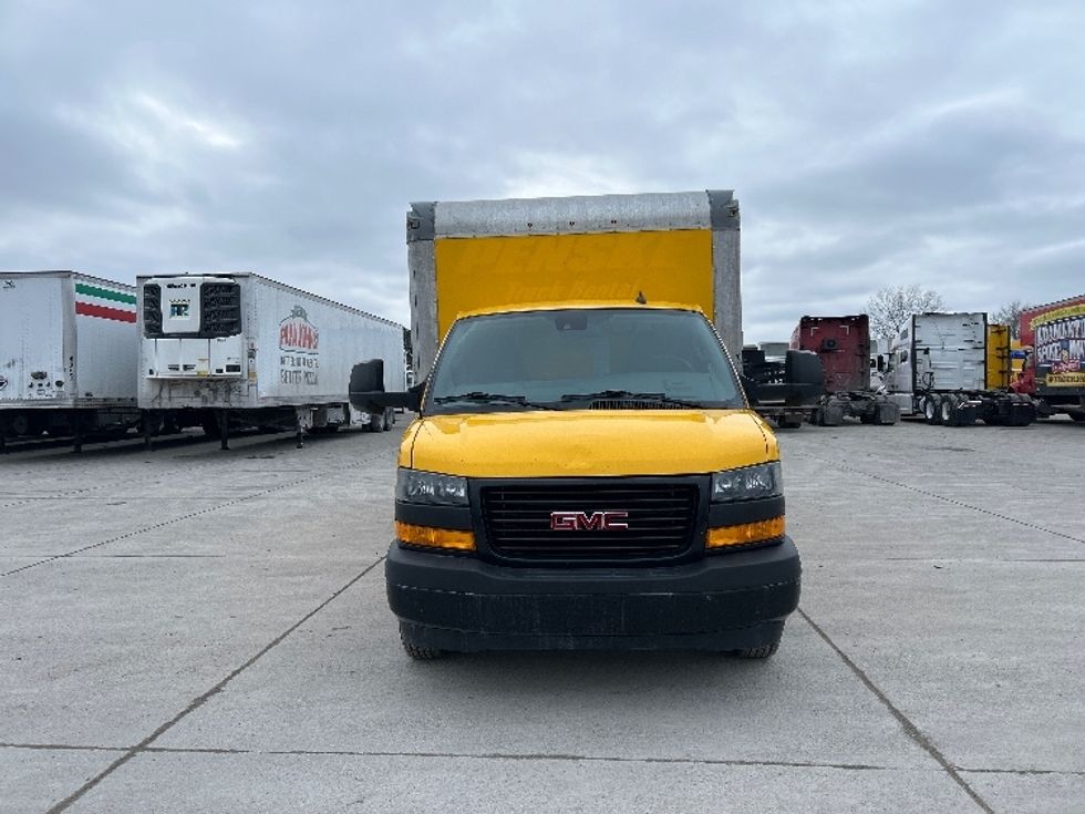 Light Duty Box Truck-Light and Medium Duty Trucks-GMC-2021-Savana G33903-Des Moines-IA-94,437\n\t\tmiles-$ 26,750 - Image 2