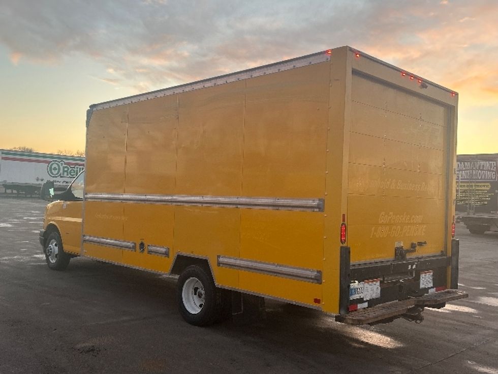 Light Duty Box Truck-Light and Medium Duty Trucks-GMC-2021-Savana G33903-Des Moines-IA-94,437\n\t\tmiles-$ 26,750 - Image 6