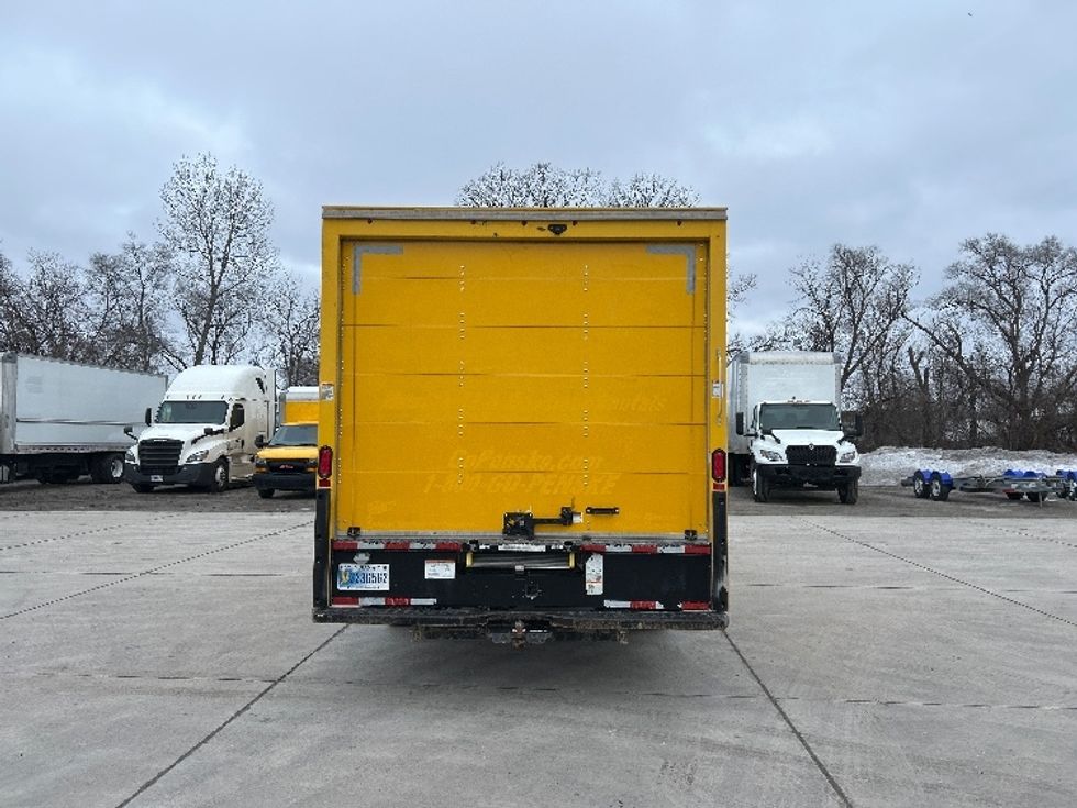 Light Duty Box Truck-Light and Medium Duty Trucks-GMC-2021-Savana G33903-Des Moines-IA-94,437\n\t\tmiles-$ 26,750 - Image 7