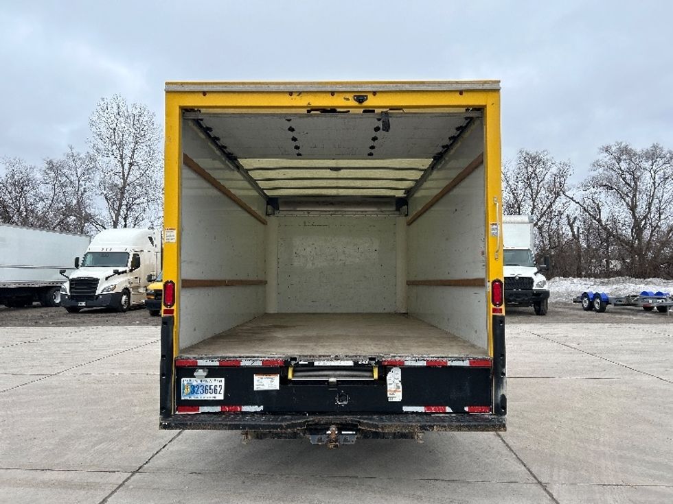 Light Duty Box Truck-Light and Medium Duty Trucks-GMC-2021-Savana G33903-Des Moines-IA-94,437\n\t\tmiles-$ 26,750 - Image 8