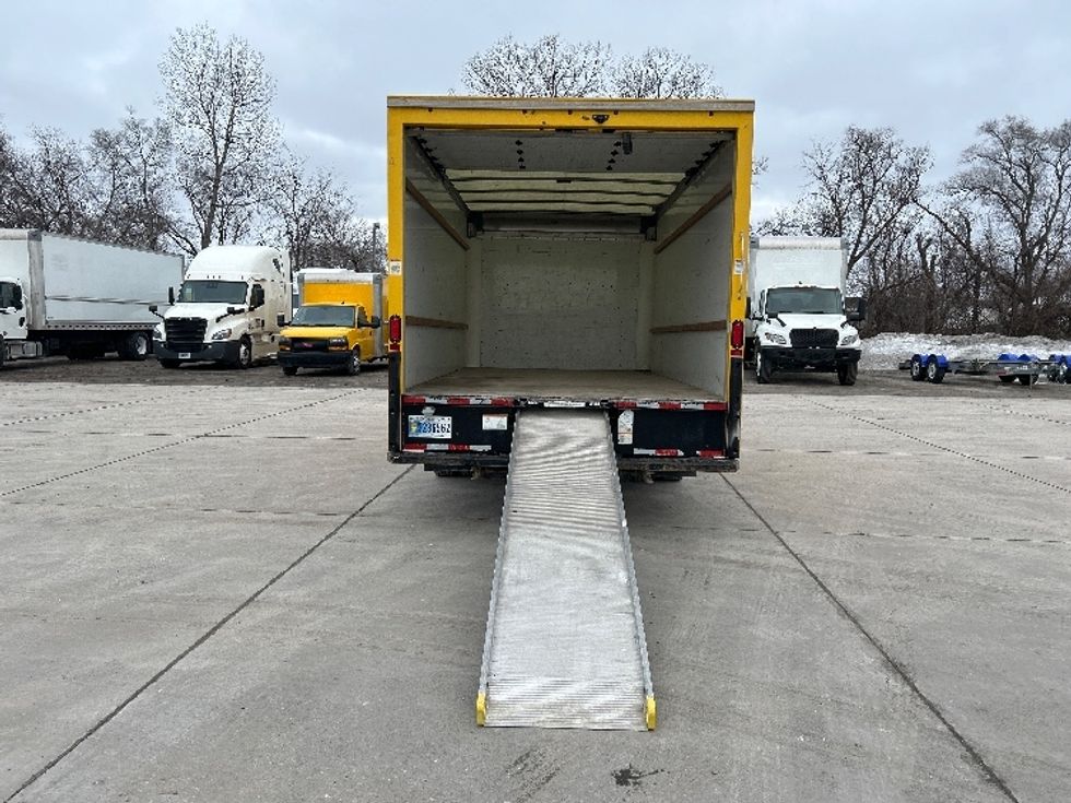 Light Duty Box Truck-Light and Medium Duty Trucks-GMC-2021-Savana G33903-Des Moines-IA-94,437\n\t\tmiles-$ 26,750 - Image 9