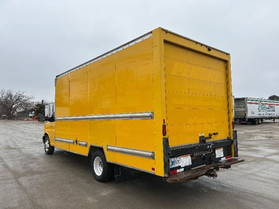 Light Duty Box Truck-Light and Medium Duty Trucks-GMC-2021-Savana G33903-Des Moines-IA-94,753\n\t\tmiles-$ 26,750 - Image 5
