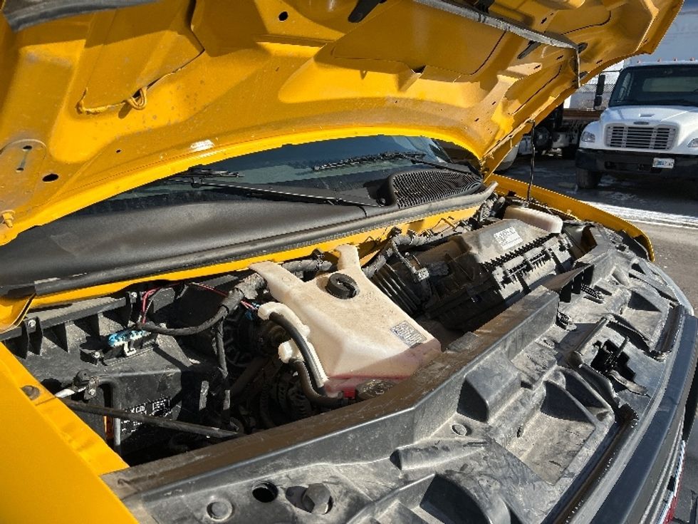 Light Duty Box Truck-Light and Medium Duty Trucks-GMC-2021-Savana G33903-Des Moines-IA-95,924\n\t\tmiles-$ 26,750 - Image 21