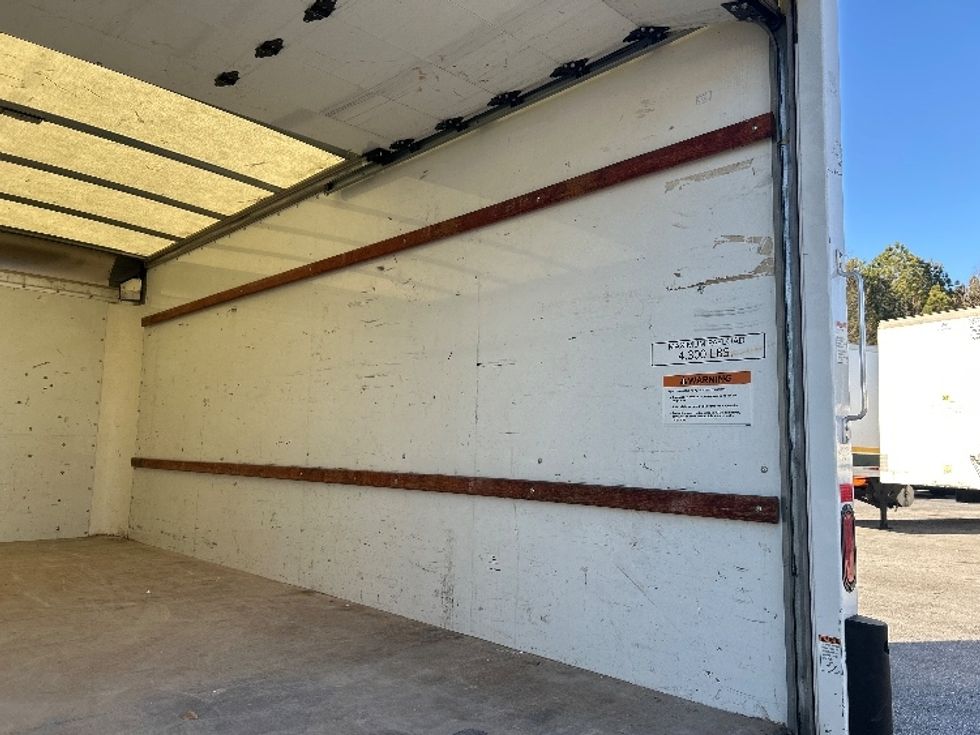 Light Duty Box Truck-Light and Medium Duty Trucks-GMC-2021-Savana G33903-Duluth-GA-100,270\n\t\tmiles-$ 30,750 - Image 12