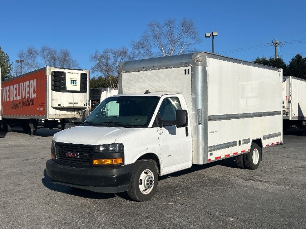 Light Duty Box Truck-Light and Medium Duty Trucks-GMC-2021-Savana G33903-Duluth-GA-100,270\n\t\tmiles-$ 30,750 - Image 3