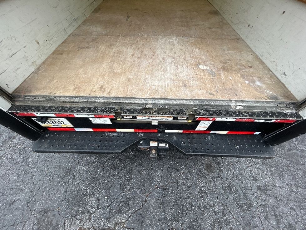 Light Duty Box Truck-Light and Medium Duty Trucks-GMC-2021-Savana G33903-Duluth-GA-100,857\n\t\tmiles-$ 30,750 - Image 10