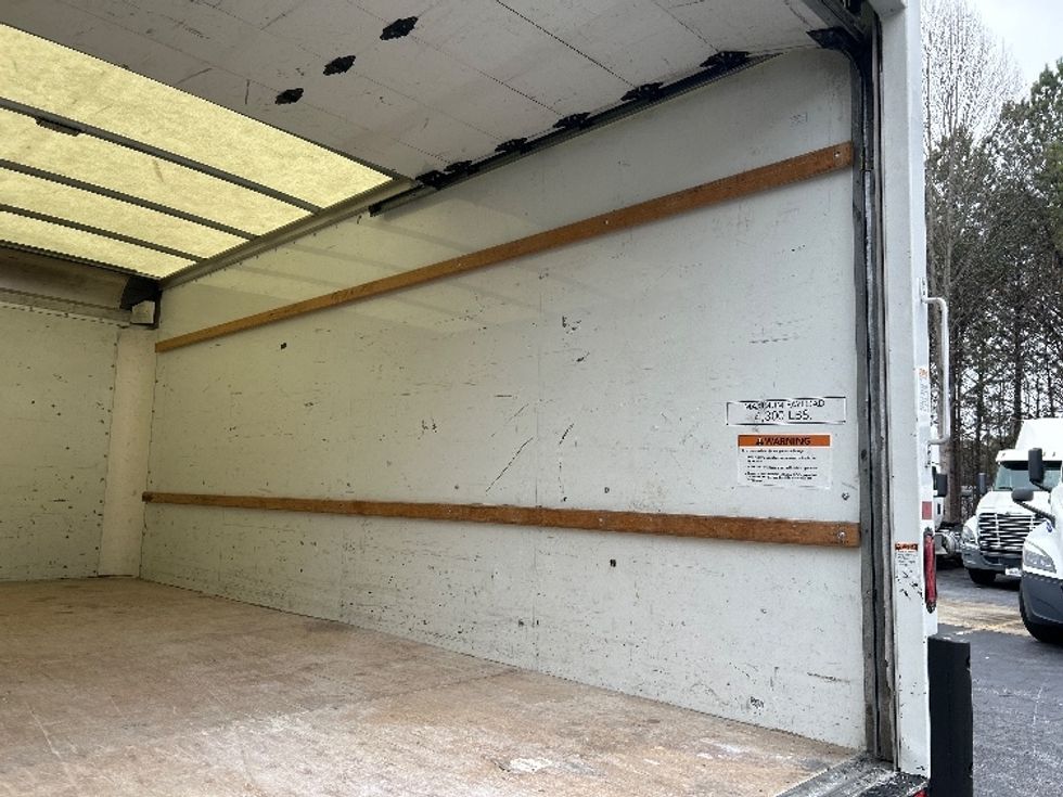 Light Duty Box Truck-Light and Medium Duty Trucks-GMC-2021-Savana G33903-Duluth-GA-100,857\n\t\tmiles-$ 30,750 - Image 12