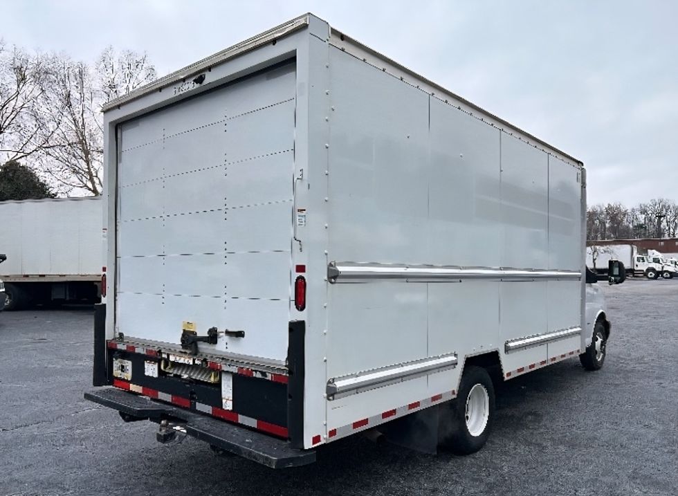 Light Duty Box Truck-Light and Medium Duty Trucks-GMC-2021-Savana G33903-Duluth-GA-100,857\n\t\tmiles-$ 30,750 - Image 13