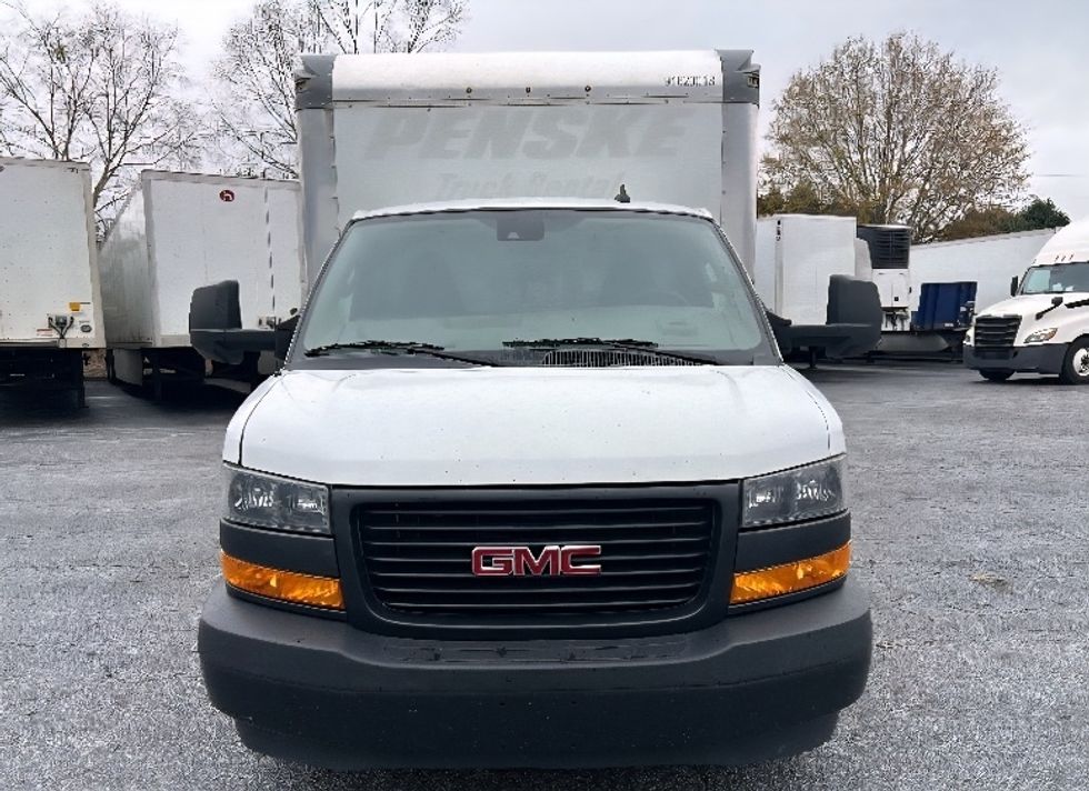 Light Duty Box Truck-Light and Medium Duty Trucks-GMC-2021-Savana G33903-Duluth-GA-100,857\n\t\tmiles-$ 30,750 - Image 2