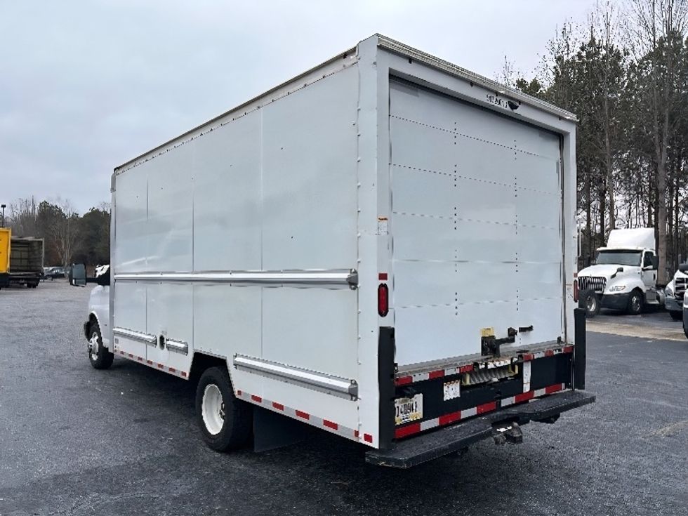 Light Duty Box Truck-Light and Medium Duty Trucks-GMC-2021-Savana G33903-Duluth-GA-100,857\n\t\tmiles-$ 30,750 - Image 6