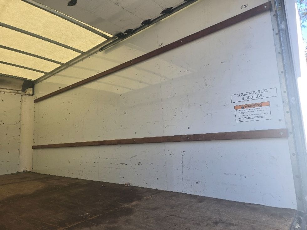 Light Duty Box Truck-Light and Medium Duty Trucks-GMC-2021-Savana G33903-Duluth-GA-105,419\n\t\tmiles-$ 30,000 - Image 11