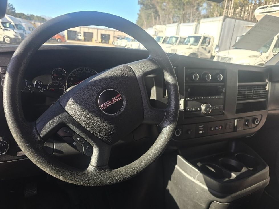 Light Duty Box Truck-Light and Medium Duty Trucks-GMC-2021-Savana G33903-Duluth-GA-105,419\n\t\tmiles-$ 30,000 - Image 17