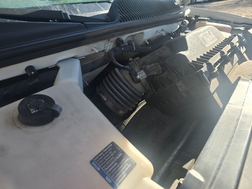 Light Duty Box Truck-Light and Medium Duty Trucks-GMC-2021-Savana G33903-Duluth-GA-105,419\n\t\tmiles-$ 30,000 - Image 22