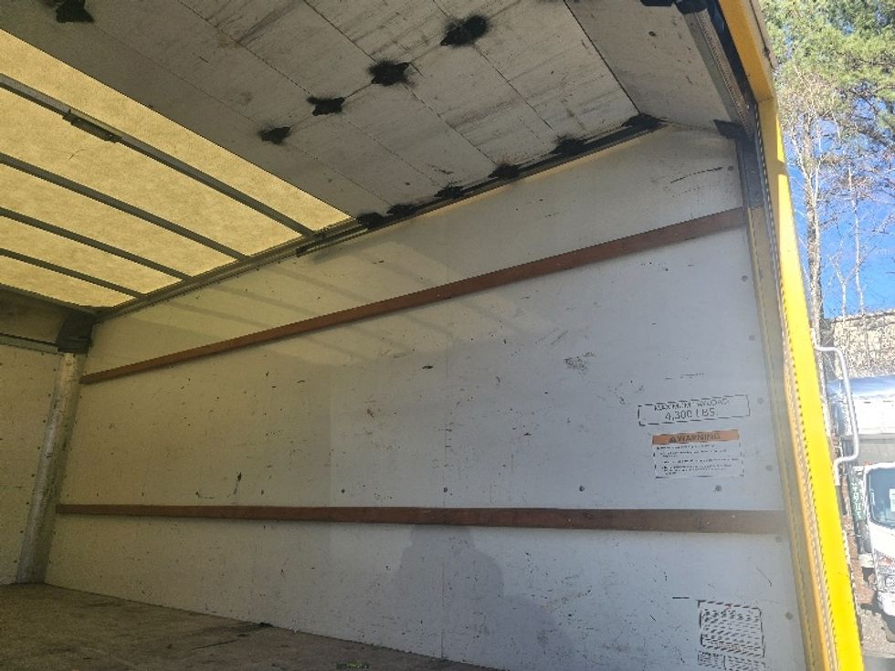 Light Duty Box Truck-Light and Medium Duty Trucks-GMC-2021-Savana G33903-Duluth-GA-107,860\n\t\tmiles-$ 26,750 - Image 11