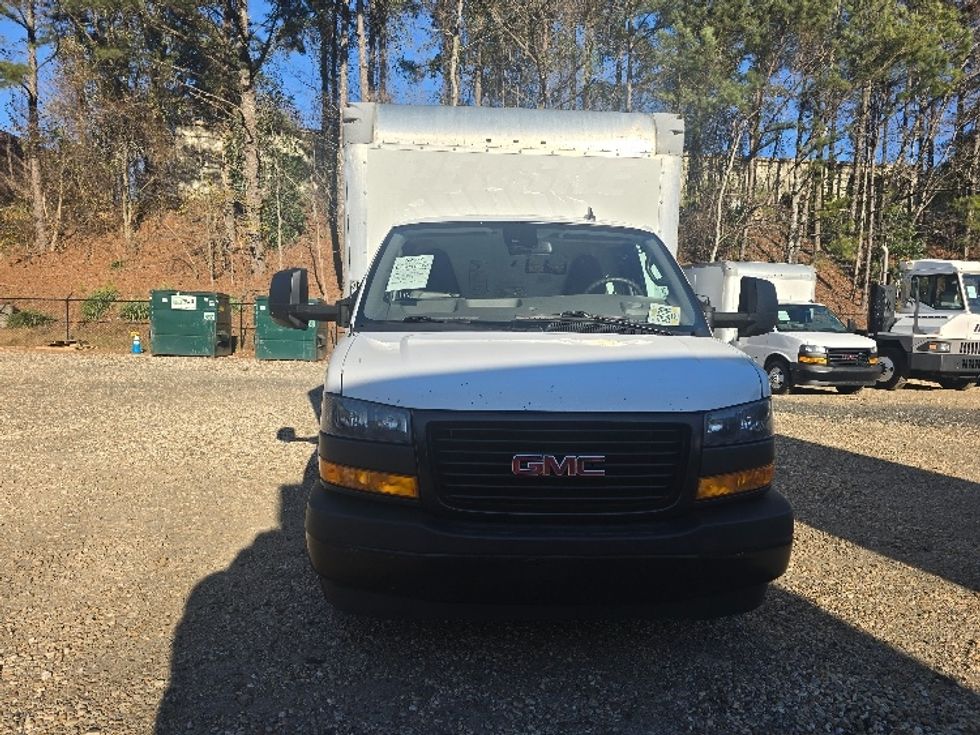 Light Duty Box Truck-Light and Medium Duty Trucks-GMC-2021-Savana G33903-Duluth-GA-109,510\n\t\tmiles-$ 29,500 - Image 2