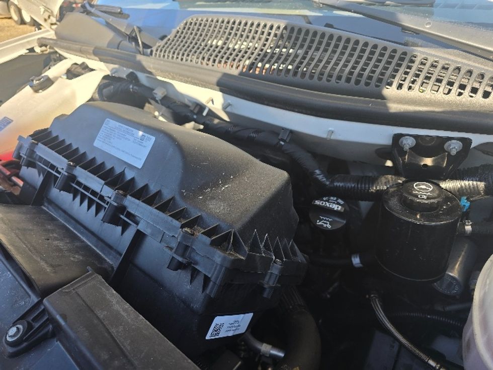 Light Duty Box Truck-Light and Medium Duty Trucks-GMC-2021-Savana G33903-Duluth-GA-109,510\n\t\tmiles-$ 29,500 - Image 23