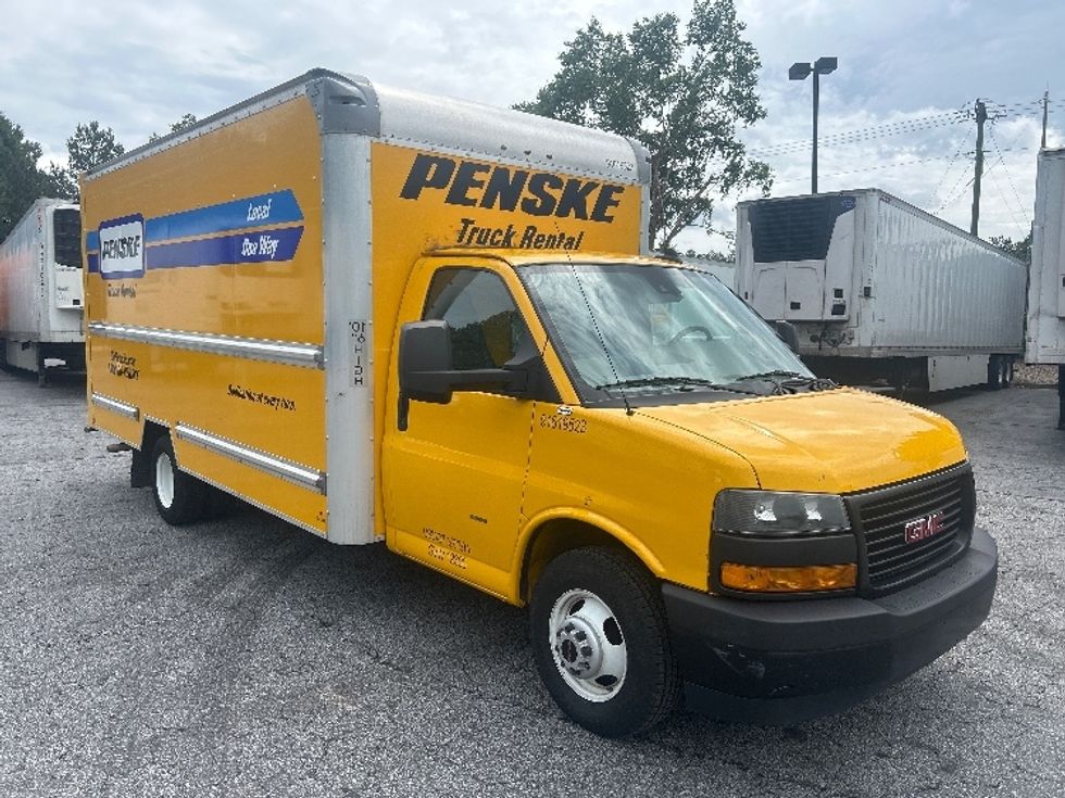 Light Duty Box Truck-Light and Medium Duty Trucks-GMC-2021-Savana G33903-Duluth-GA-116,818\n\t\tmiles-$ 25,000 - Image 1
