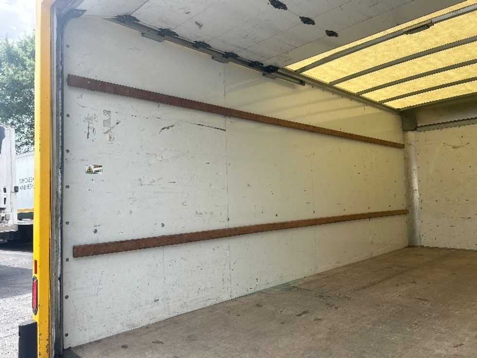 Light Duty Box Truck-Light and Medium Duty Trucks-GMC-2021-Savana G33903-Duluth-GA-116,818\n\t\tmiles-$ 25,000 - Image 11