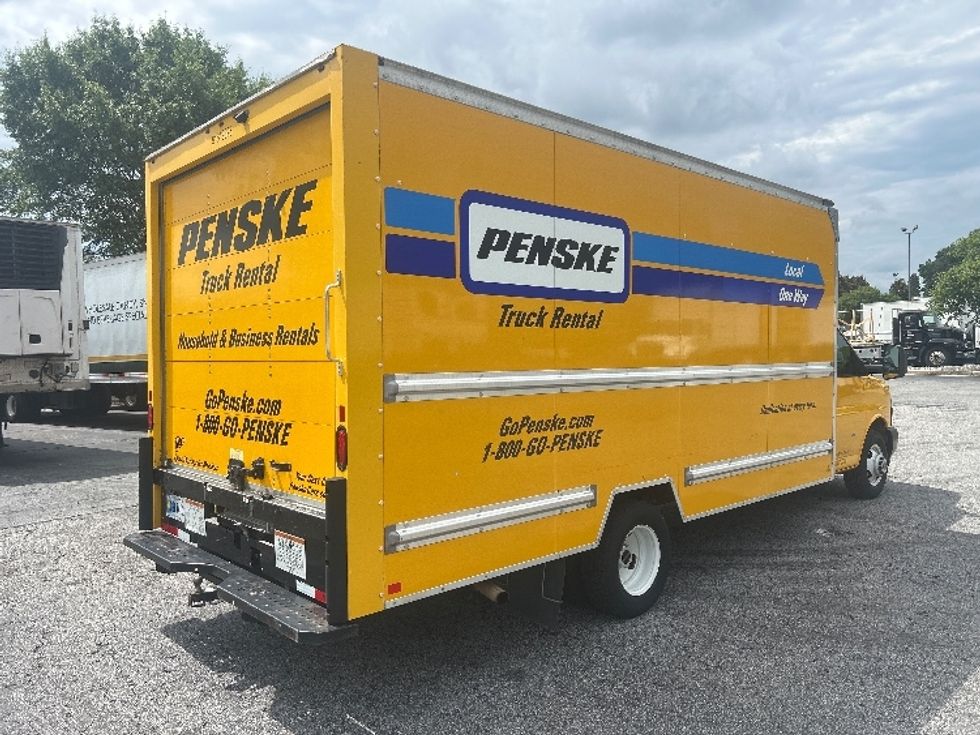 Light Duty Box Truck-Light and Medium Duty Trucks-GMC-2021-Savana G33903-Duluth-GA-116,818\n\t\tmiles-$ 25,000 - Image 13