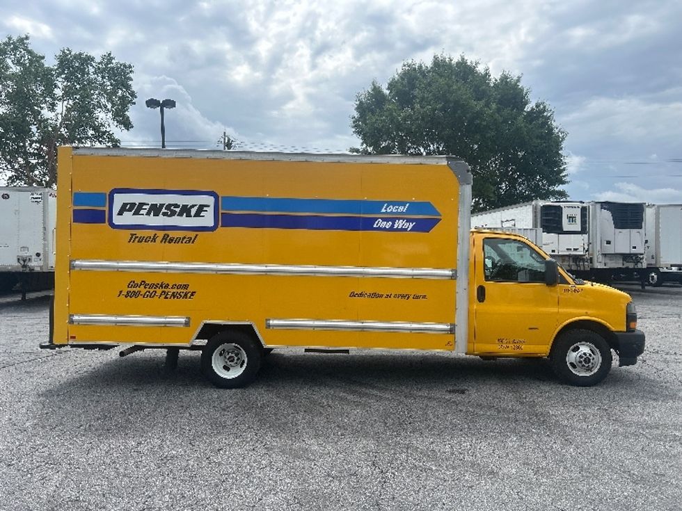 Light Duty Box Truck-Light and Medium Duty Trucks-GMC-2021-Savana G33903-Duluth-GA-116,818\n\t\tmiles-$ 25,000 - Image 15