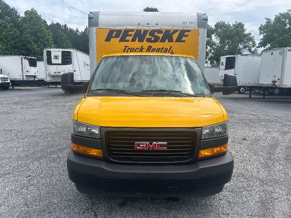 Light Duty Box Truck-Light and Medium Duty Trucks-GMC-2021-Savana G33903-Duluth-GA-116,818\n\t\tmiles-$ 25,000 - Image 2