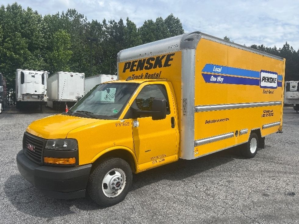 Light Duty Box Truck-Light and Medium Duty Trucks-GMC-2021-Savana G33903-Duluth-GA-116,818\n\t\tmiles-$ 25,000 - Image 3
