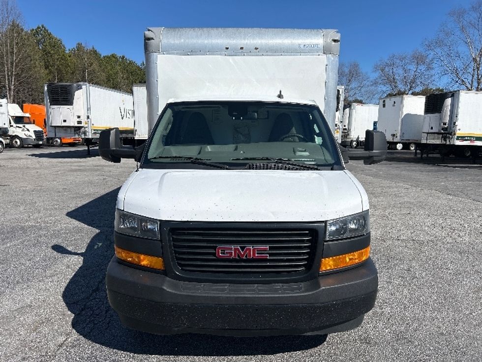 Light Duty Box Truck-Light and Medium Duty Trucks-GMC-2021-Savana G33903-Duluth-GA-121,217\n\t\tmiles-$ 28,250 - Image 2