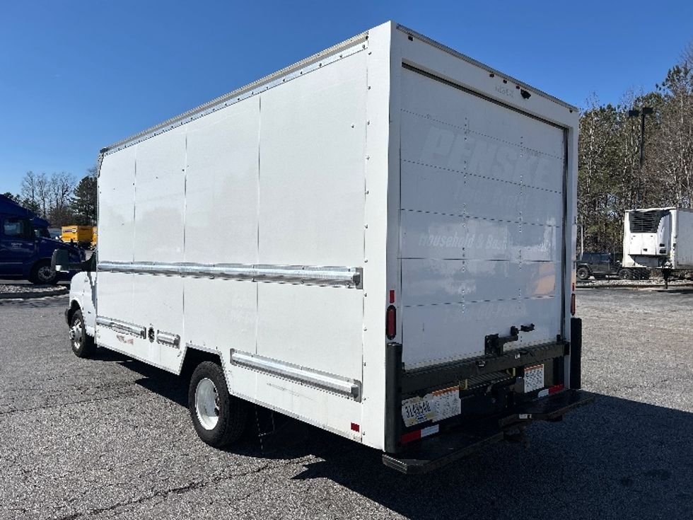 Light Duty Box Truck-Light and Medium Duty Trucks-GMC-2021-Savana G33903-Duluth-GA-121,217\n\t\tmiles-$ 28,250 - Image 6