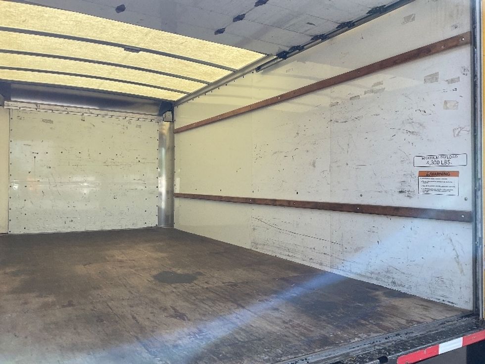 Light Duty Box Truck-Light and Medium Duty Trucks-GMC-2021-Savana G33903-Duluth-GA-85,964\n\t\tmiles-$ 28,750 - Image 12