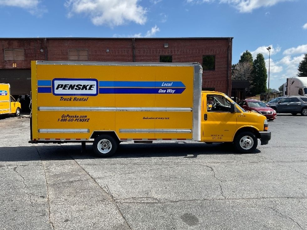 Light Duty Box Truck-Light and Medium Duty Trucks-GMC-2021-Savana G33903-Duluth-GA-85,964\n\t\tmiles-$ 28,750 - Image 15